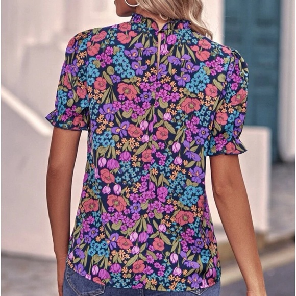 New floral print short sleeve top - Picture 5 of 6